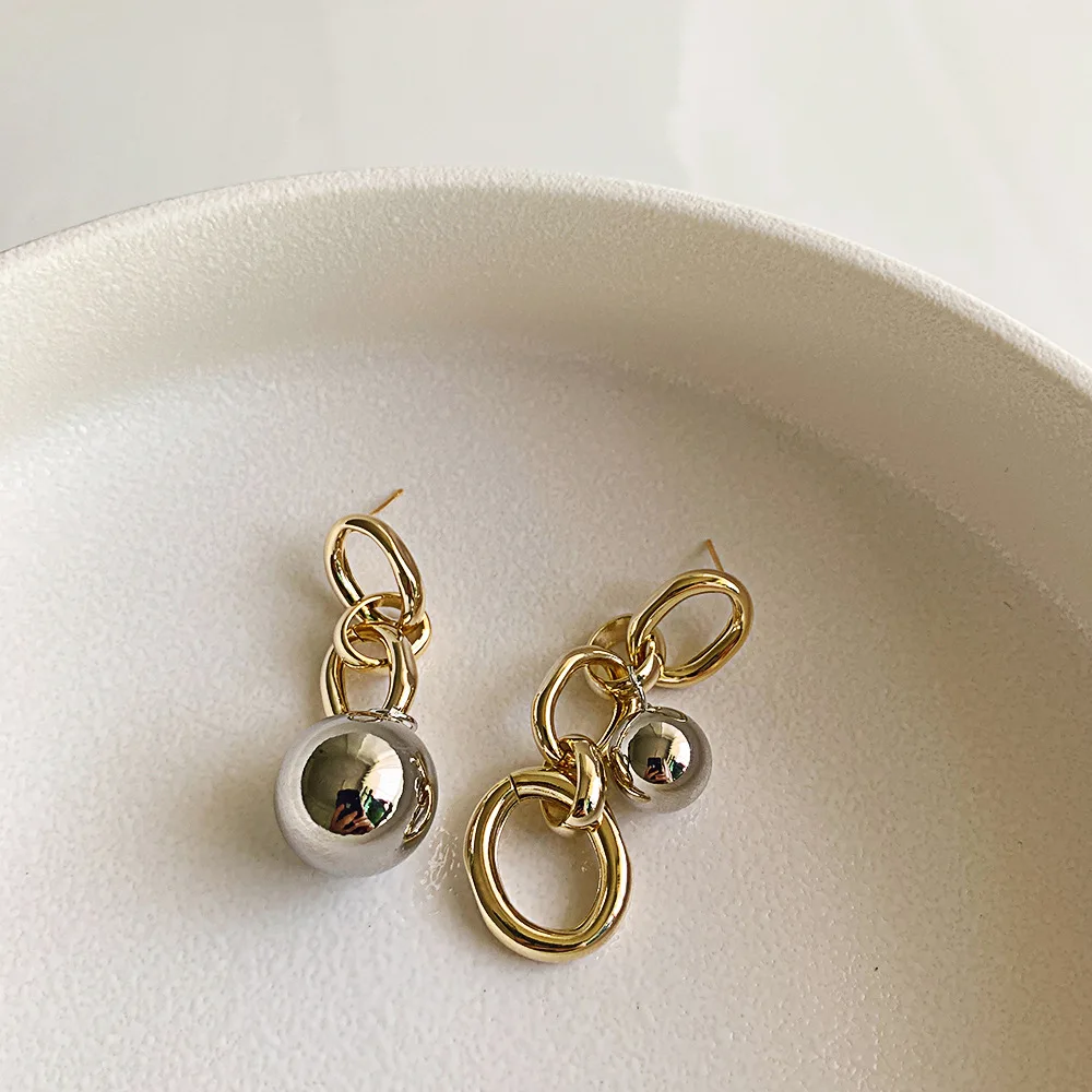 Vintage Metal Ball Geometric Hollow out Hit Color Chain Earrings for Women New Stylish Gold Silver Color Earrings Jewelry