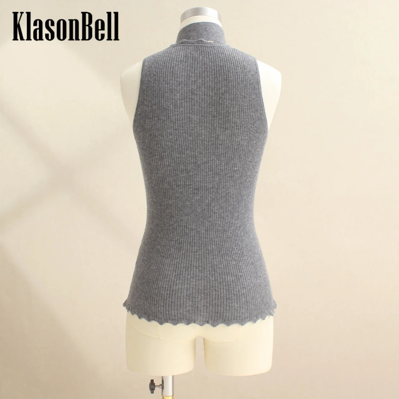 9.24 KlasonBell Women Fashion Three-dimensional Flower Decoration Wave V-Neck Knitted Vest With Ribbon Gray Slim Tank Top