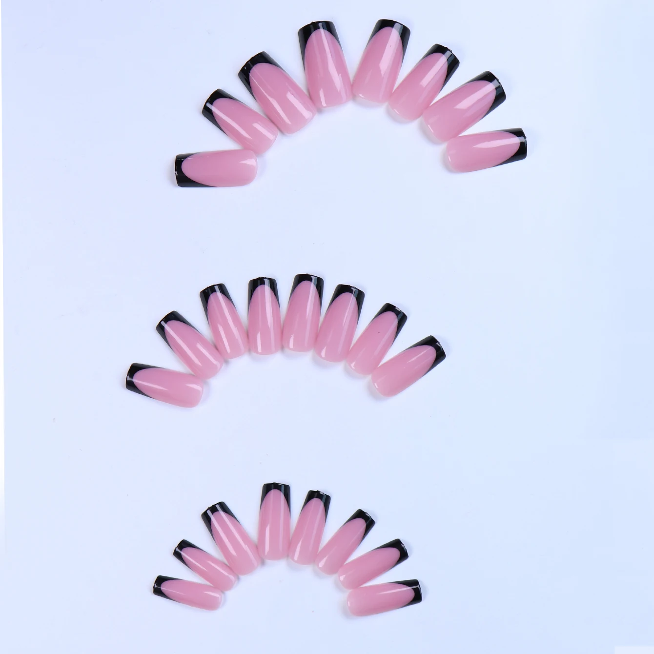 48 قطعة من درع اليد والقدم باللون الأسود الفرنسي، أظافر صناعية لامعة مغطاة بالكامل بأظافر كسر الربيع العارية للنساء