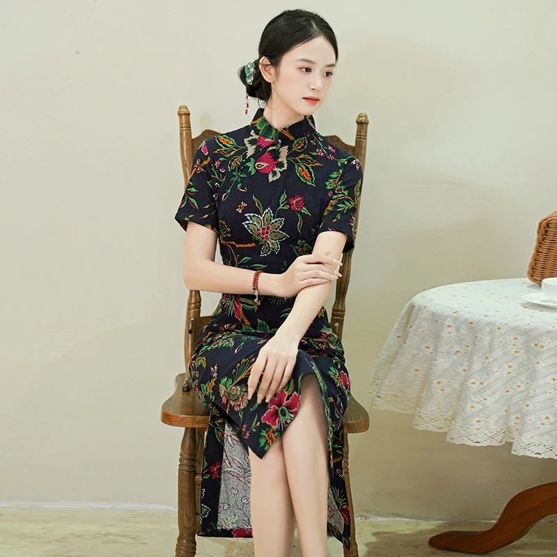 

Женское Ципао в национальном стиле ретро, 2024, тонкое, с длинным принтом, улучшенное современное модное китайское платье Cheongsam, новое повседневное платье, которое можно носить