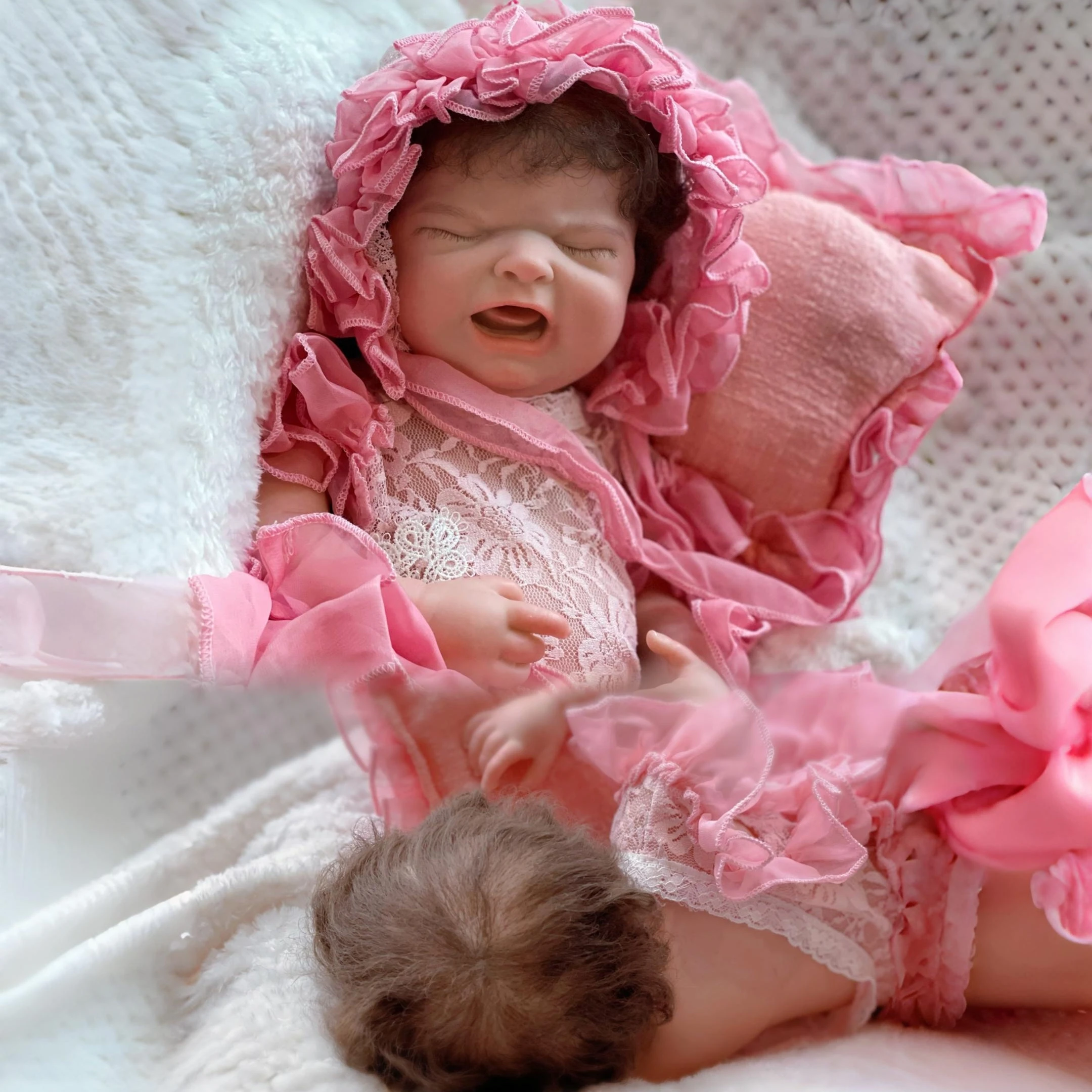 18Inch Washable Maria Solid Silicone Bebe Reborn Girl With Rooted Hair 3D Paint Skin Soft Touch Lifelike Real Newborn Baby Doll