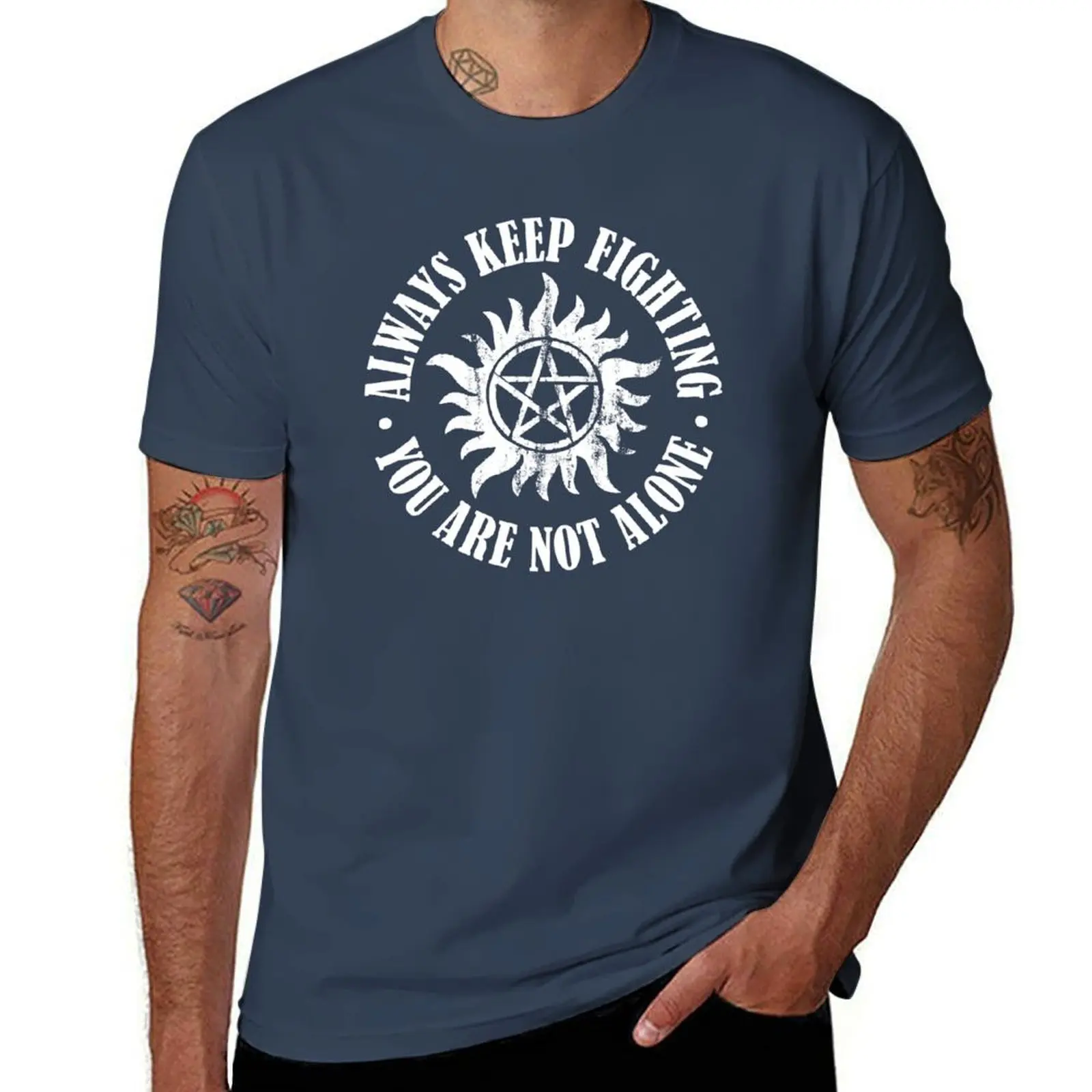 

Always Keep White Fighting - T-Shirt Gym Exercise Short Sleeve T-Shirt