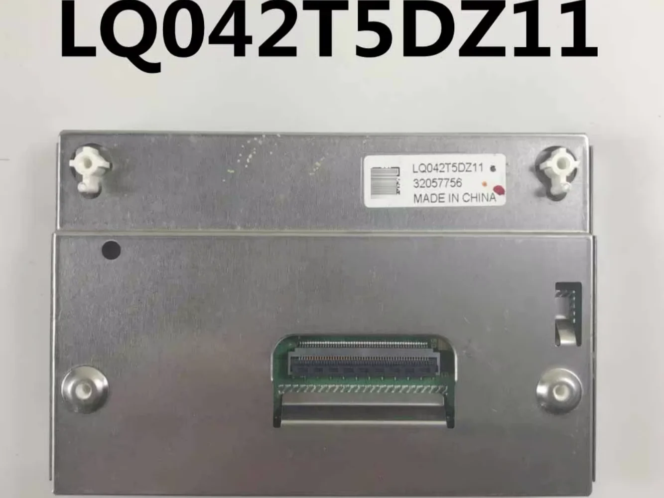 Originales und neues LCD-Display LQ042T5DZ11