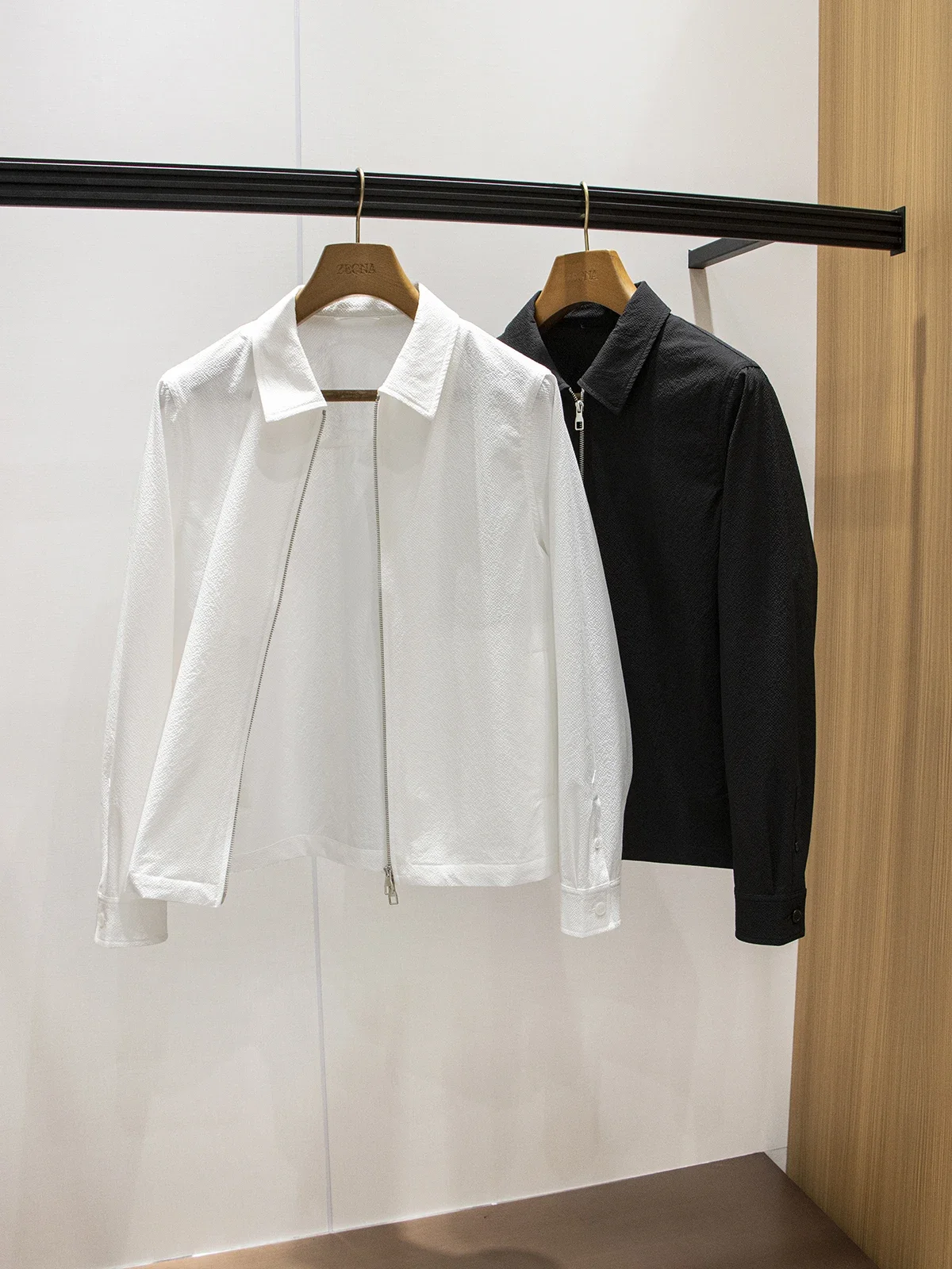 

Light Zero Pressure Jacquard Seersucker Fabric High-end Men's Thin Shirt Jacket