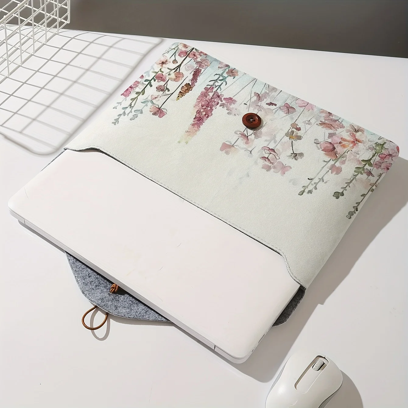 Floral print pattern laptop bag with soft laptop fabric cover, suitable for laptop soft cover storage and tablet storage bag