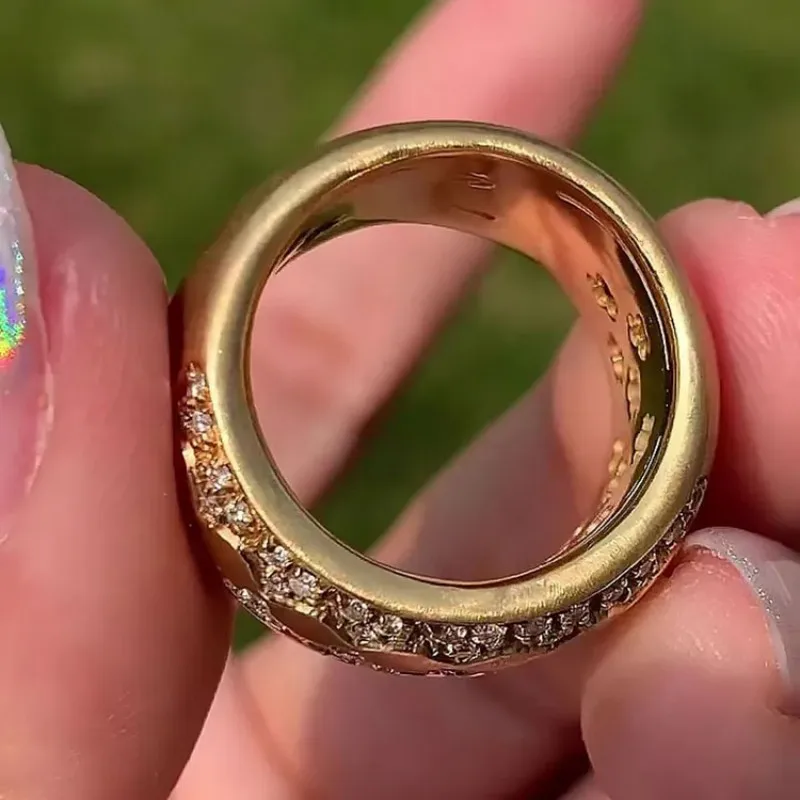 Handmade brushed cloth, silver ring, light luxury, high-end real gold, electroplated full diamond four-leaf clover women's ring.
