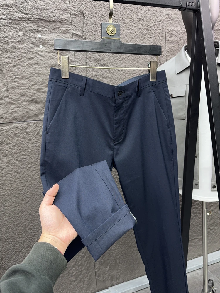 

Svip Men's Slim Fit Silk Casual Pants Spring Summer Breathable Cool Feeling Straight Leg Casual Pants Faionable Urban Sle