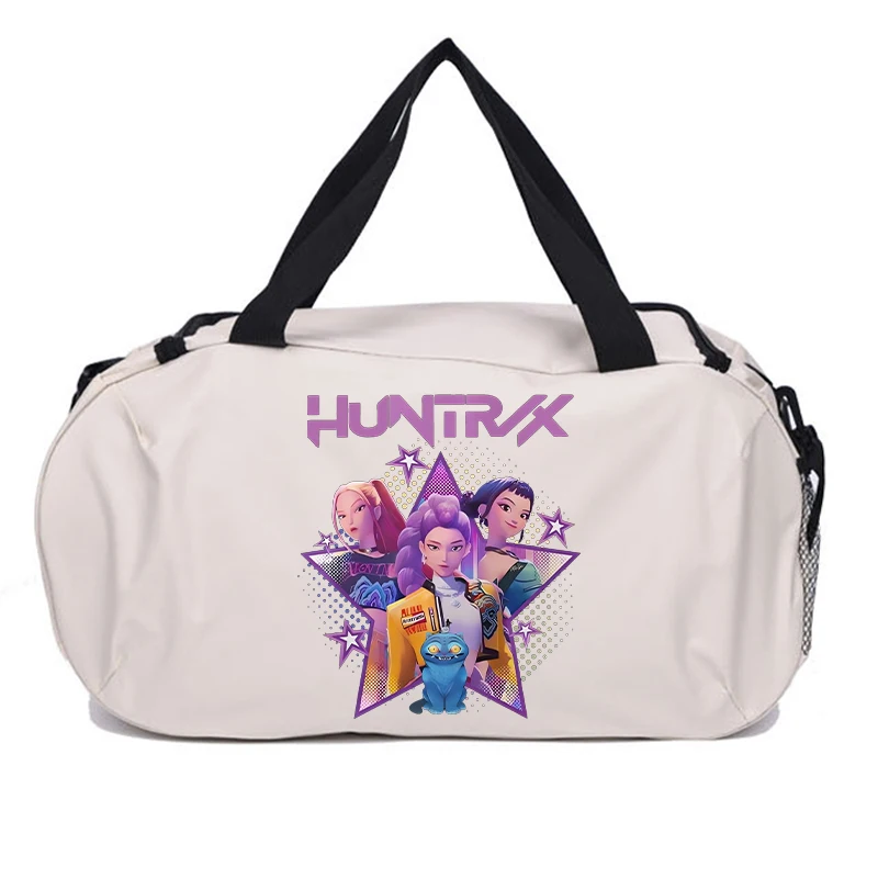 กระเป๋าเดินทางลายการ์ตูน K Pop Demon Hunter กระเป๋าเดินทางแบบถือสำหรับตั้งแคมป์กลางแจ้ง ความจุขนาดใหญ่ กระเป๋าเก็บของ ของขวัญวันเกิด