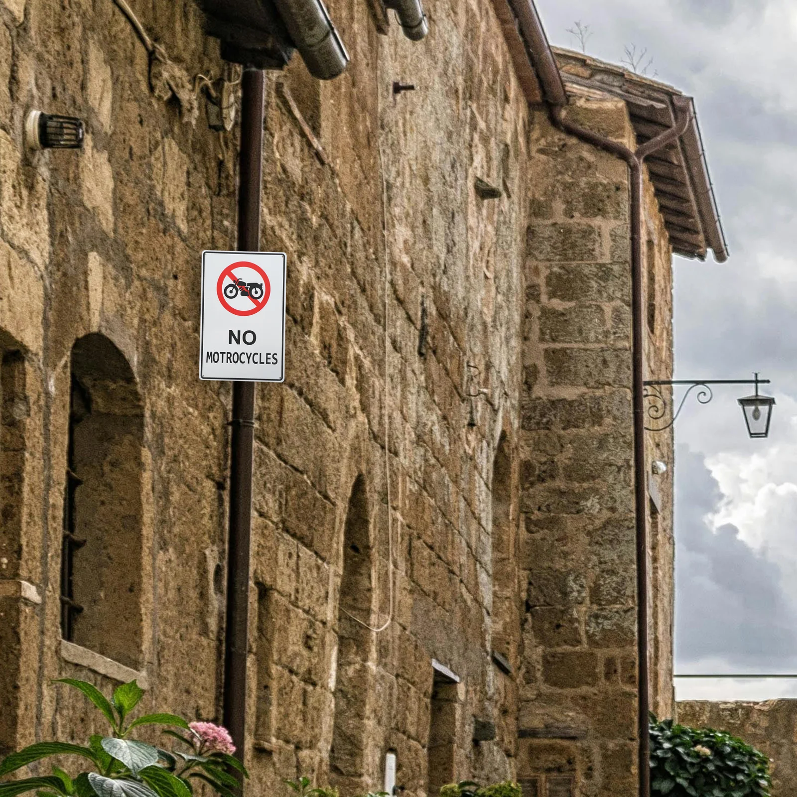 

No Motorcycle Street Safety Sign Sturdy Road Warning Sign for Traffic Control and Caution Road Signs Street Signs