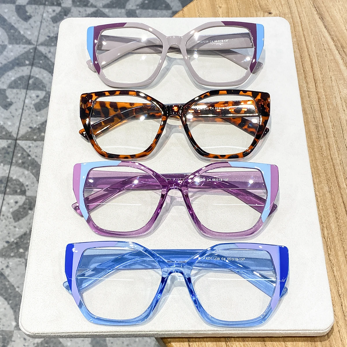 4 Pairs of Women's Multi-Colored Cat-Eye Full-Frame Non-Prescription Glasses, Avant-Garde and Chic, Contour-Enhancing, Fashionable and Versatile Women's Glasses, Suitable for Unique Outfits, Outdoor Shoots, and Holiday Travel