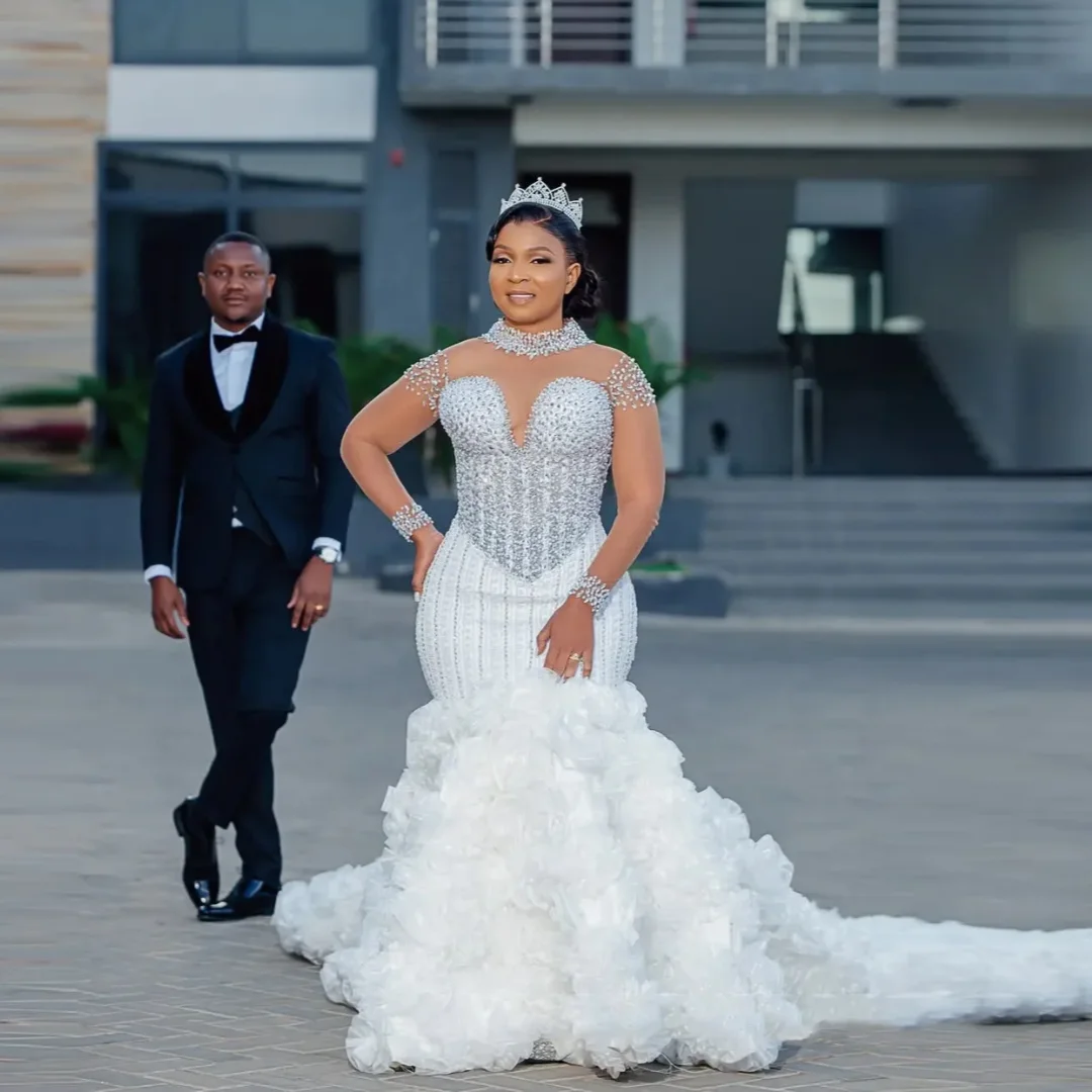 

Роскошное свадебное платье русалки с длинными рукавами в форме сердца, африканское блестящее свадебное платье из бисера, платье невесты больших размеров на заказ