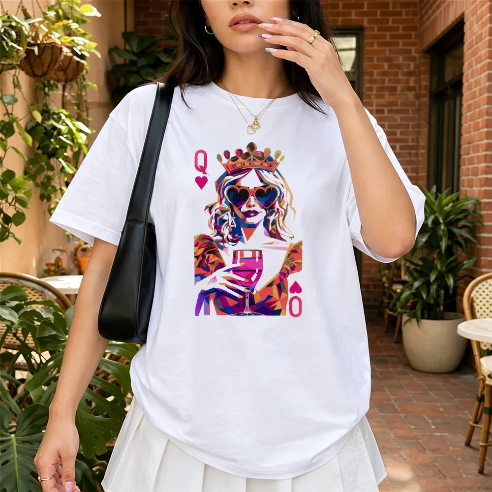 Queen of Hearts Weinglas Damen Übergroßes T-Shirt Cooles Poker-Karten-Grafik-Print Sommer-Kunst-Top Ästhetisches T-Shirt