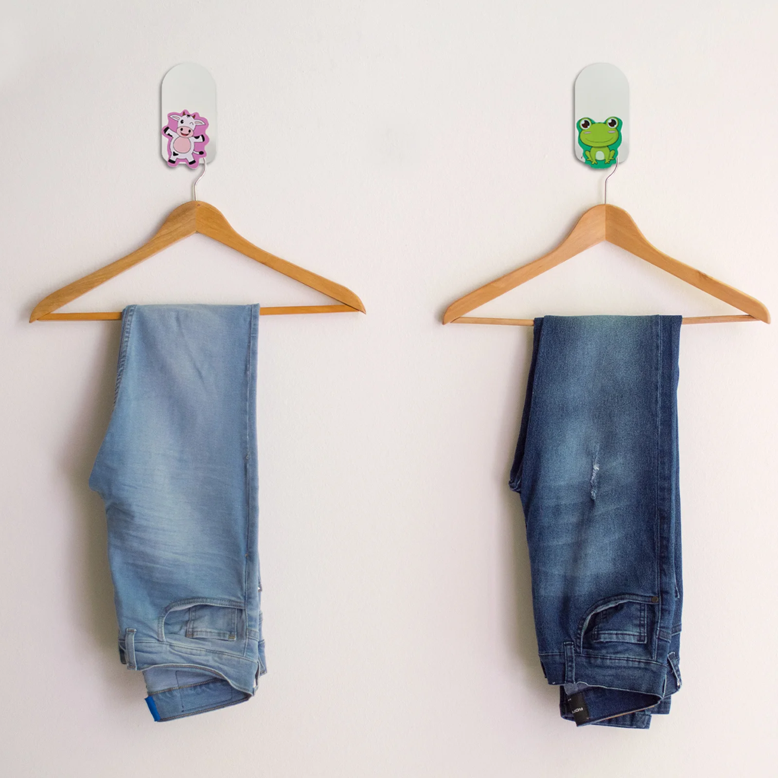 2 قطعة شماعات الرسوم المتحركة الحديثة الحد الأدنى مادة موثوقة وقت خدمة طويل الأمد للمناشف معاطف القبعات المحفظة