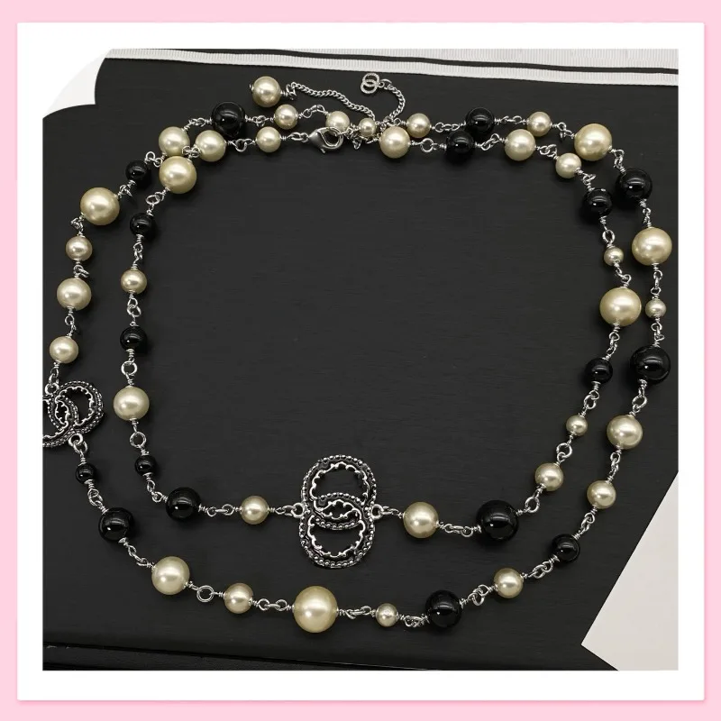 

Зимняя новинка: Длинная многослойная цепочка для свитера с жемчугом и буквами, аксессуар для создания элегантного образа, оптом