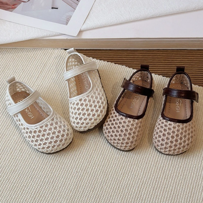 Girls Hollow Sandals 2026 Summer New Korean Version Fashionable Girl Soft Single Shoes Casual Girls Slip Campus Roman Sandals