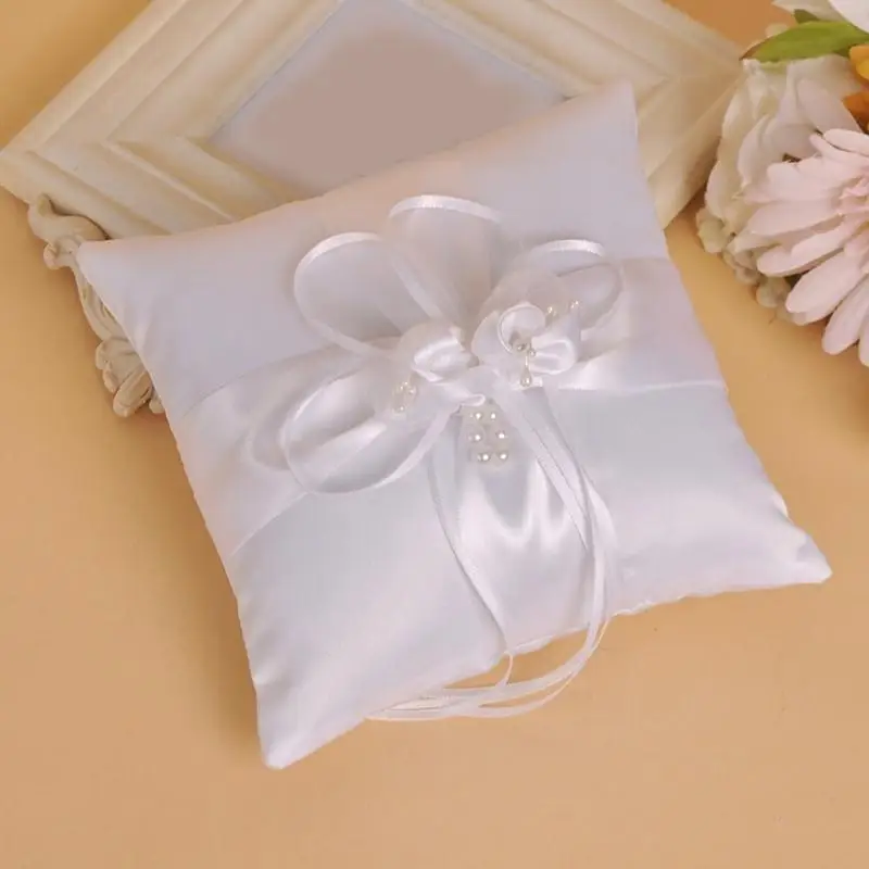 A52E Comfortable Pearls Cushion Bows Rings Bearer Pillow for Rings Exchange Supply