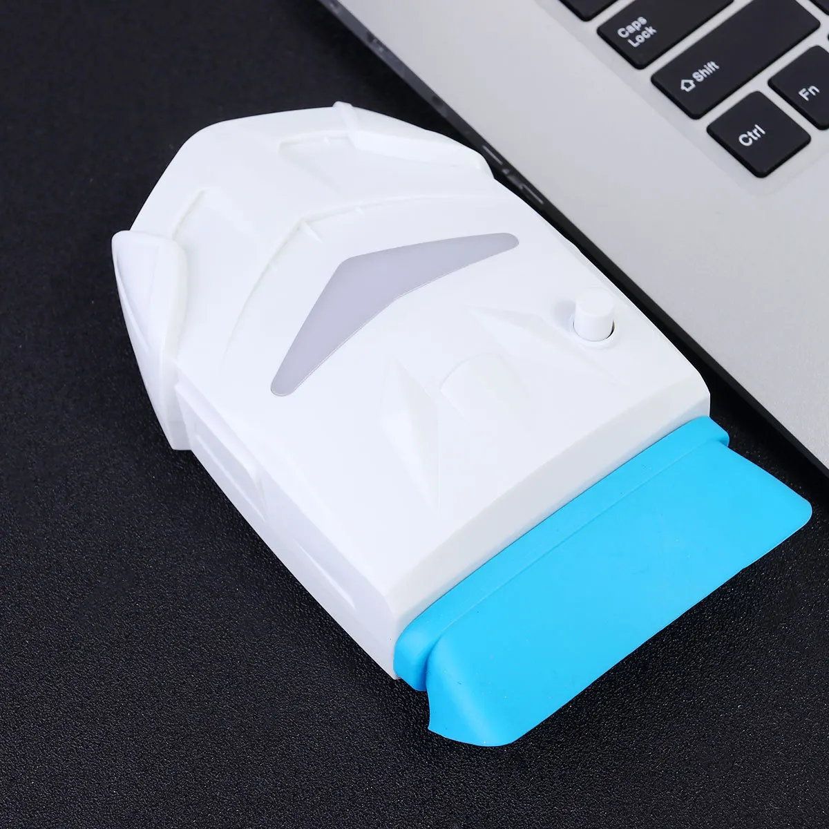 Biały wentylator chłodzący do laptopa z bocznym ssaniem, zasilany przez USB, radiator komputerowy, cooler do notebooka, akcesorium do komputera stacjonarnego.