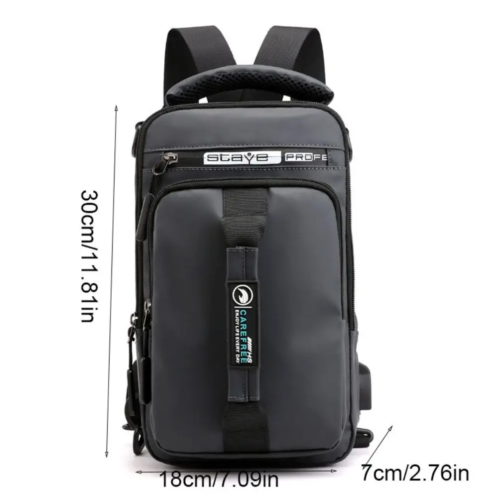 Tas Dada Pria Multi Saku Fashion Tas Bahu Olahraga Nilon Pengisi Daya USB Tas Selempang Kapasitas Besar Warna Solid untuk Perjalanan