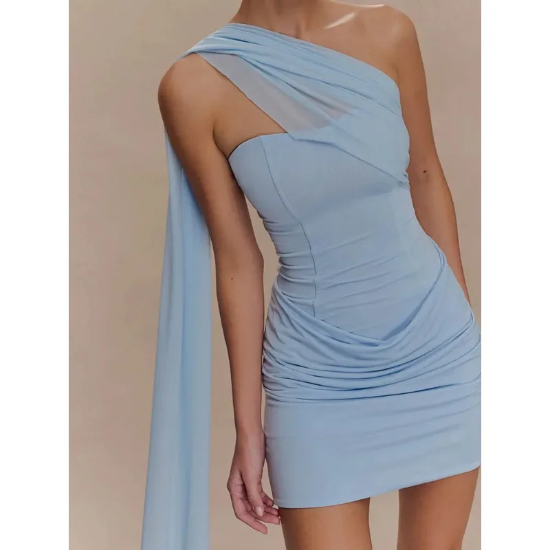 فستان قصير مثير بكتف واحد بدون ظهر للنساء، فستان نادي ضيق مكشوف الأكتاف بدون أكمام وظهر مكشوف