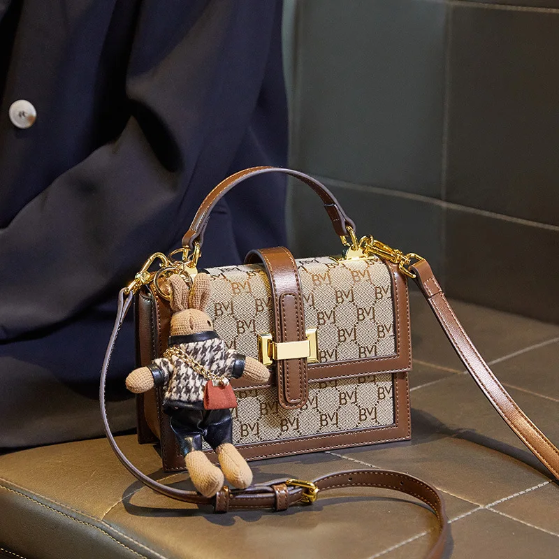 

Retro Letter Floral Girl Handbag New with Cover Girl Shoulder Bag Fashion Messenger Ladies Crossbody PU Material Cute Bear Penda