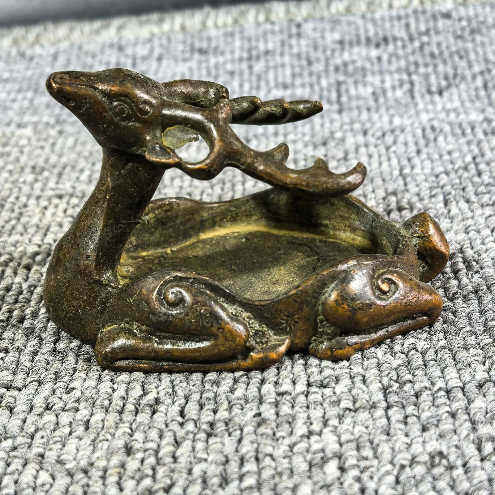 Deer Ashtray and Brush Washer, Animal-Themed Desktop Decor