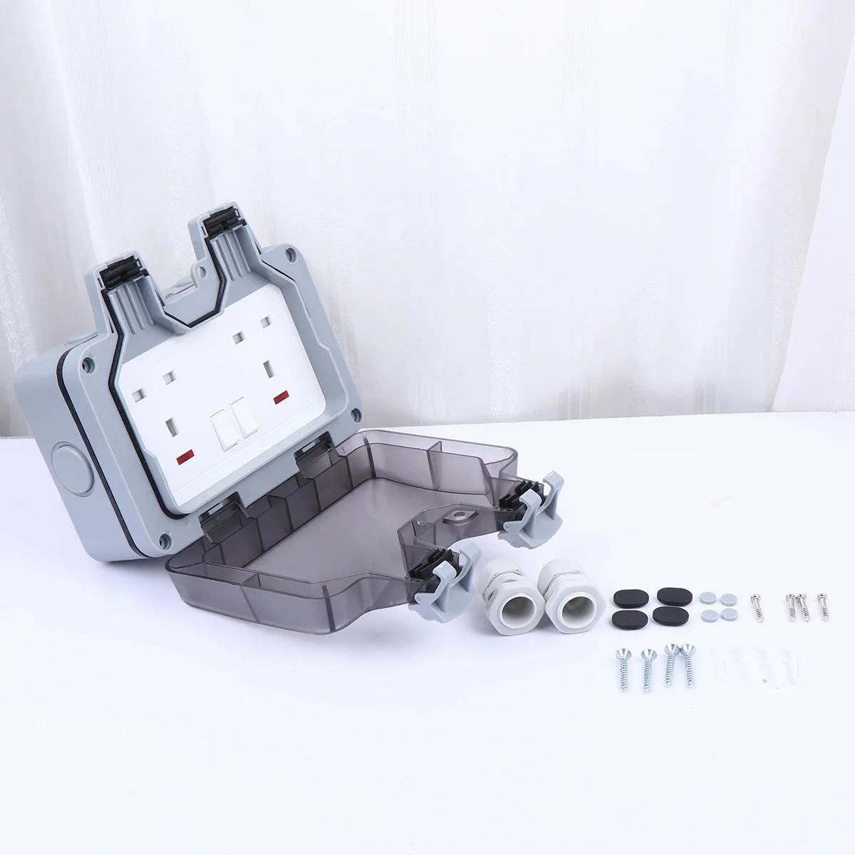 

2 Jack Port 6 Holes IP66 Waterproof Outdoor Power Socket Wall Dust-Proof Electrical Power Socket Uk Plug for Mobile Laptop