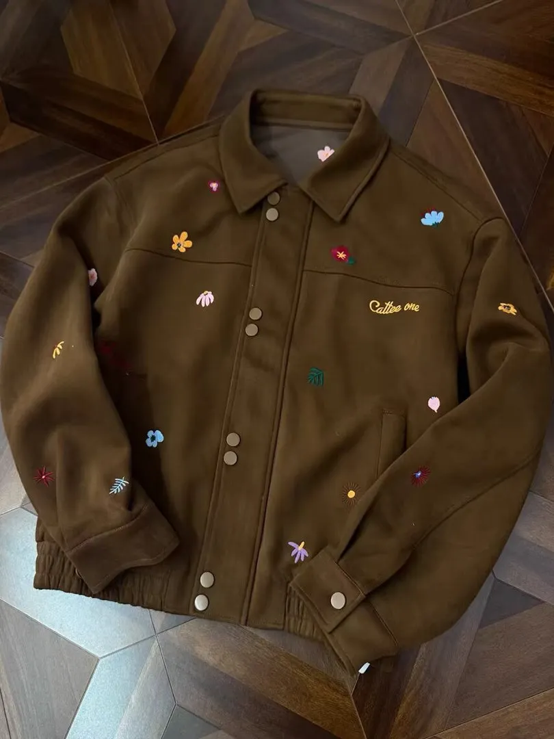 

Мужская куртка с цветочной вышивкой в стиле ретро, воротник-стойка, одинаковая верхняя одежда для пары, осеннее новое поступление, свободный крой, длинный свек