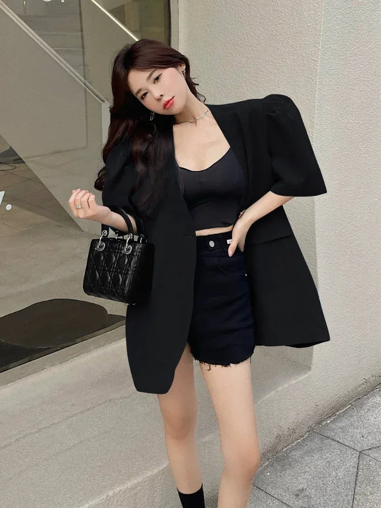 Blazer lengan pendek desainer mewah wanita mantel Fashion Korea berjajar pakaian hitam jaket musim panas atasan tipis