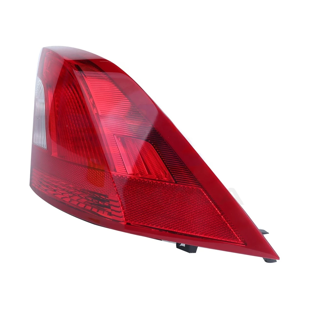 Auto Parts Auto LED Lighting Rear Taillight Left and Right Rear Tail Light OEM 30796267 30796268 For Volvo S60