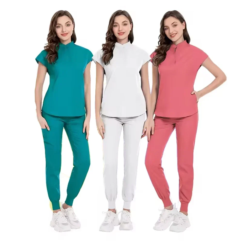 زي صالون التجميل المرن القابل للتنفس من الألياف اللدنة للممرضات إكسسوارات عصرية بقصة ضيقة ملابس صيفية للمختبر ملابس فرك للنساء