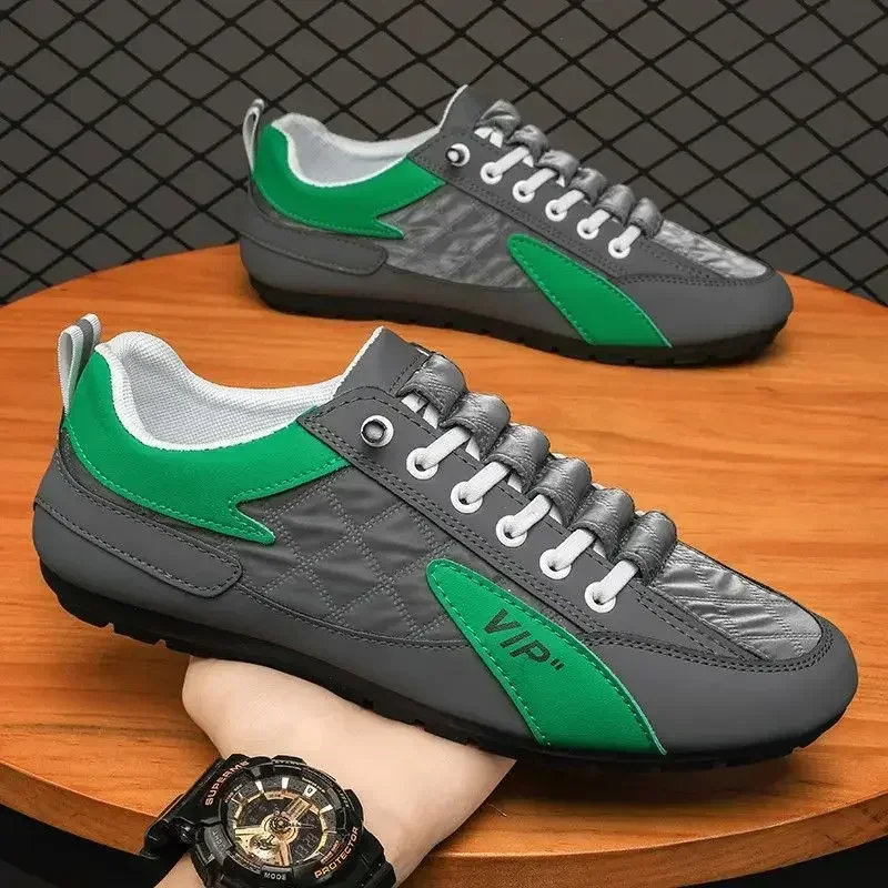 Zapatos informales transpirables Para hombre, mocasines suaves de marca, mocasines con guisantes, novedad de 2024