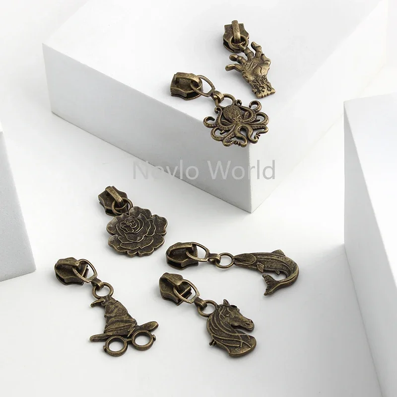 Skull Shape 5# Nylon Metal Zipper Puller Slider For Bags Purse Repair Puller Tab Double Sided DIY Sewing Replacement Accessories