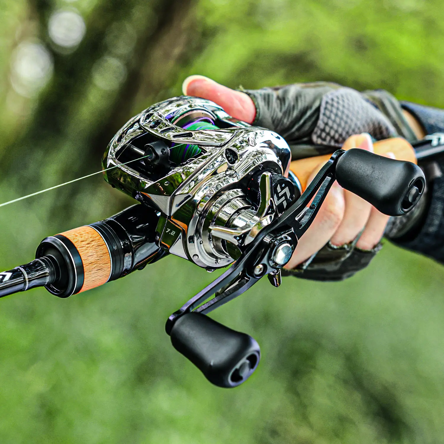 Sougayilang SSX-DC Baitcasting-Rolle, Übersetzungsverhältnis 7,2:1, 4+1BB, Anti-Rückstoß-Getriebe aus Aluminiumlegierung, elektronisches Bremssystem, max. 10 kg – Detail 17