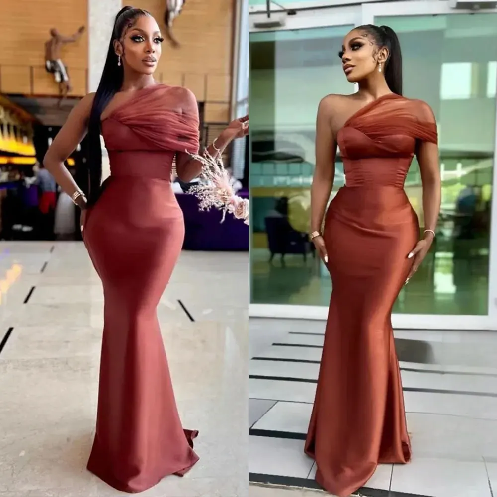 2024 Brown Mermaid Long Bridesmaid Dresses For Black African Women Sexy One Shoulder Elegant Formal Party Wedding Guest Gowns