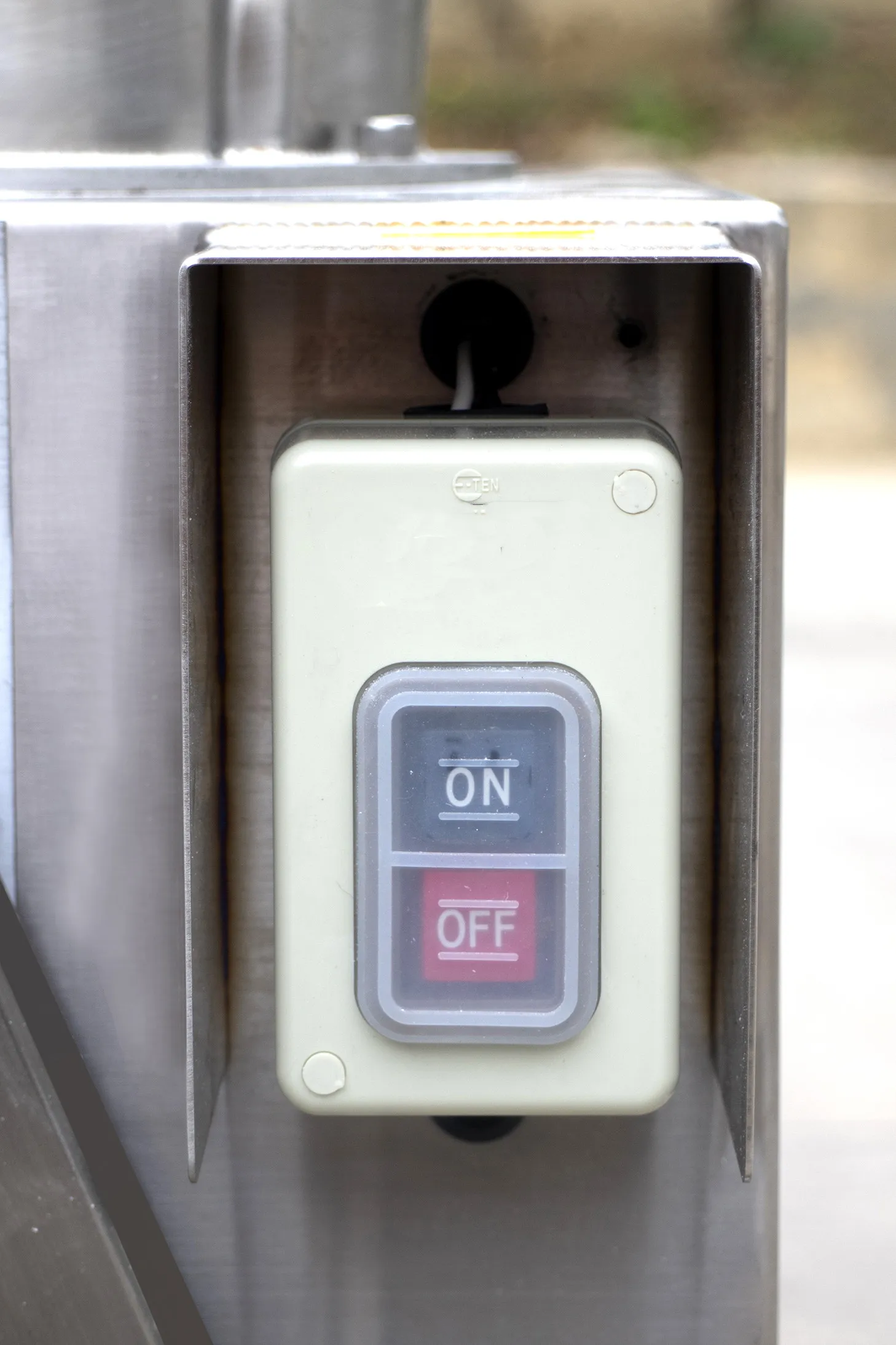 เครื่องบดทำซอสมะเขือเทศอัตโนมัติ/ เครื่องแปรรูปเนื้อผลไม้และผัก เครื่องผสมผลไม้