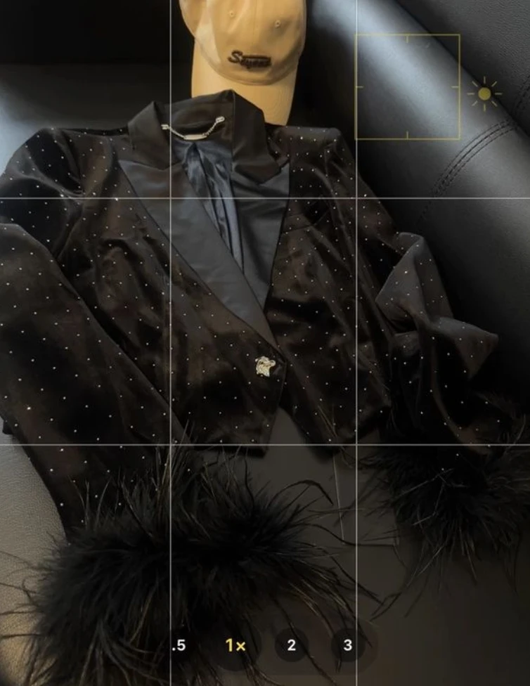 الصناعة الأوروبية حجر الراين أسود قصير المخملية القوطي kawaii سترة للنساء أنيق المتخصصة ريشة كم الخريف سترة جديدة