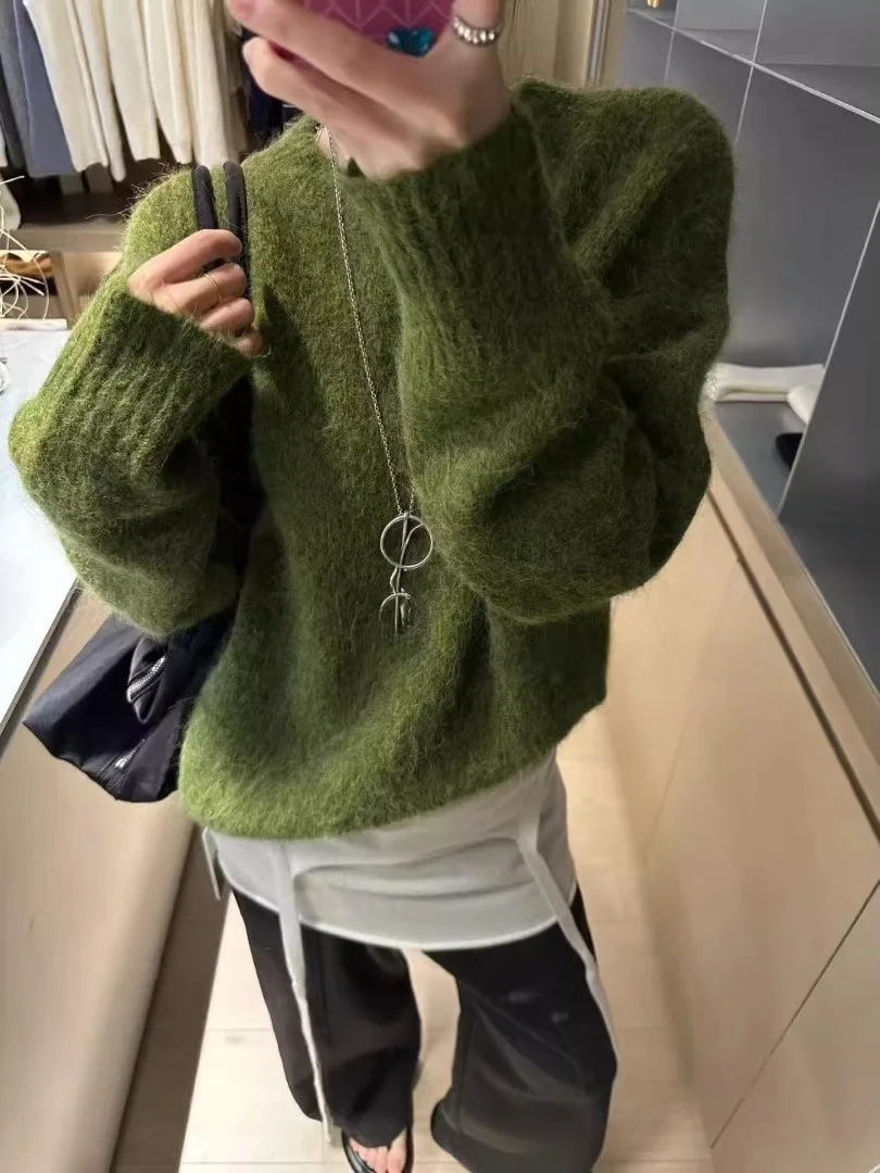 

Loose Women's Green Cashmere Knitted Sweater Autumn Winter Inner Wear Casual Style Bear Fur Lined Comfortable Soft Long Sleev...