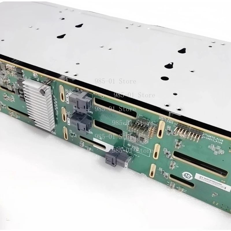 12-Bay 3.5-Inch 6Gb…