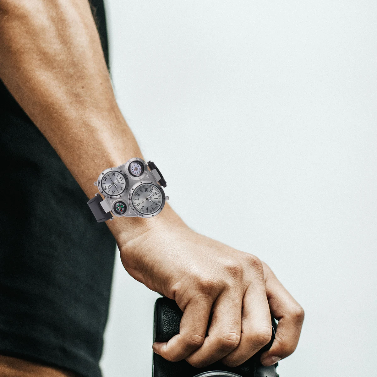 

Thermometer Compass Watch Outdoor Carabiner Unique Temperature Man