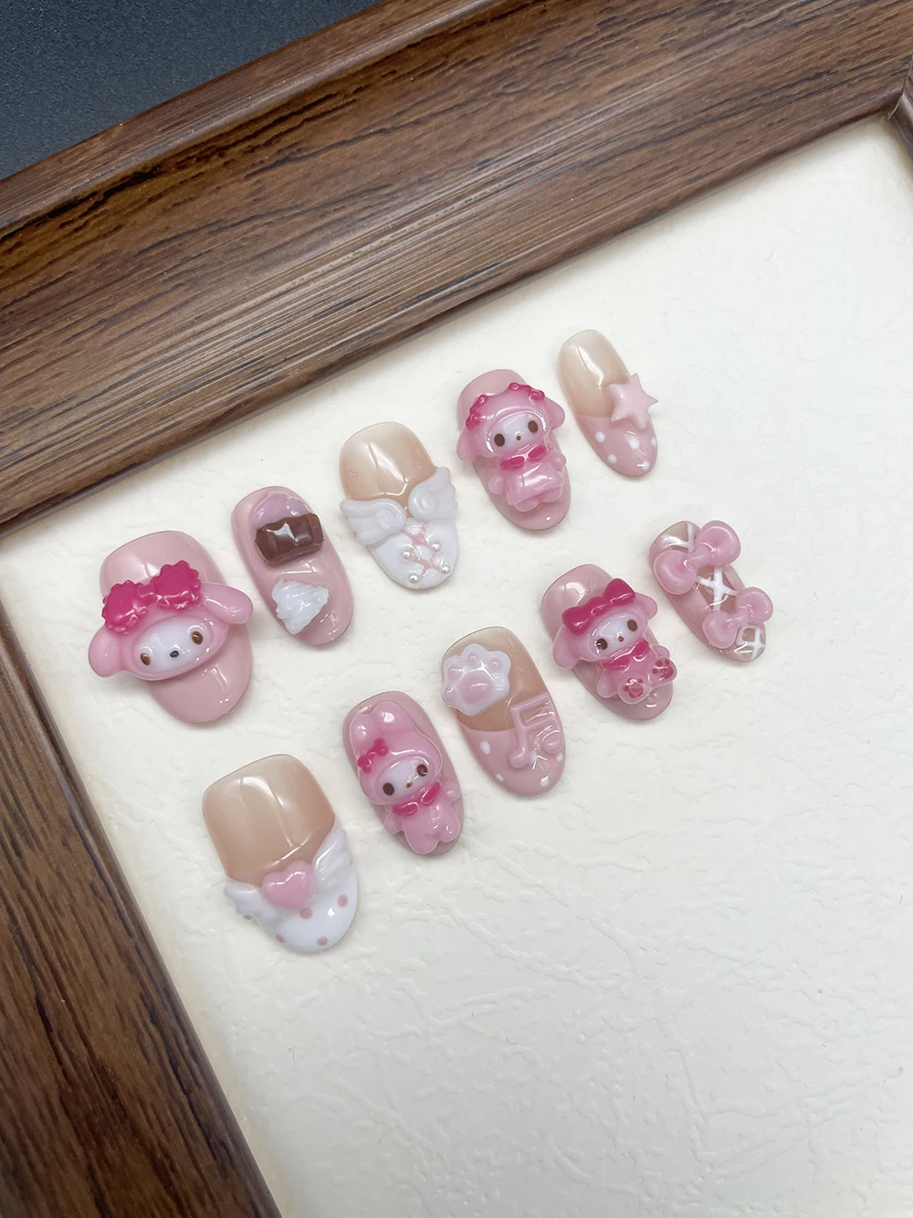 

2026New Pink Short Round Shape My Melody Press On Nails Art Sticker Sweet Angel Wings Pearl Bowknot Love Cat Paws Design Nails