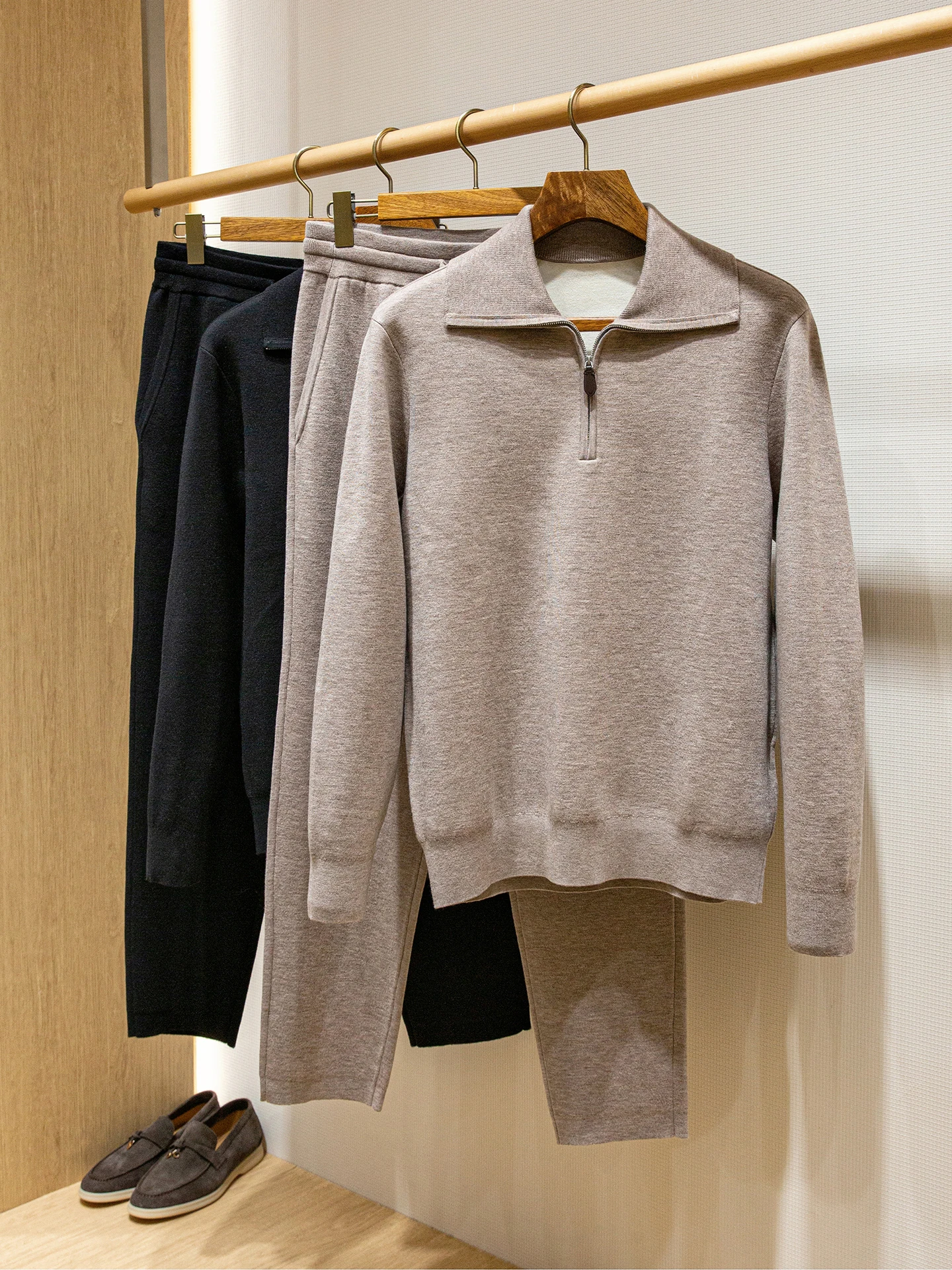 

Feriolo Men's Half Zip Pullover Double-Sided Fabric Wool Blended Knitted Sweater