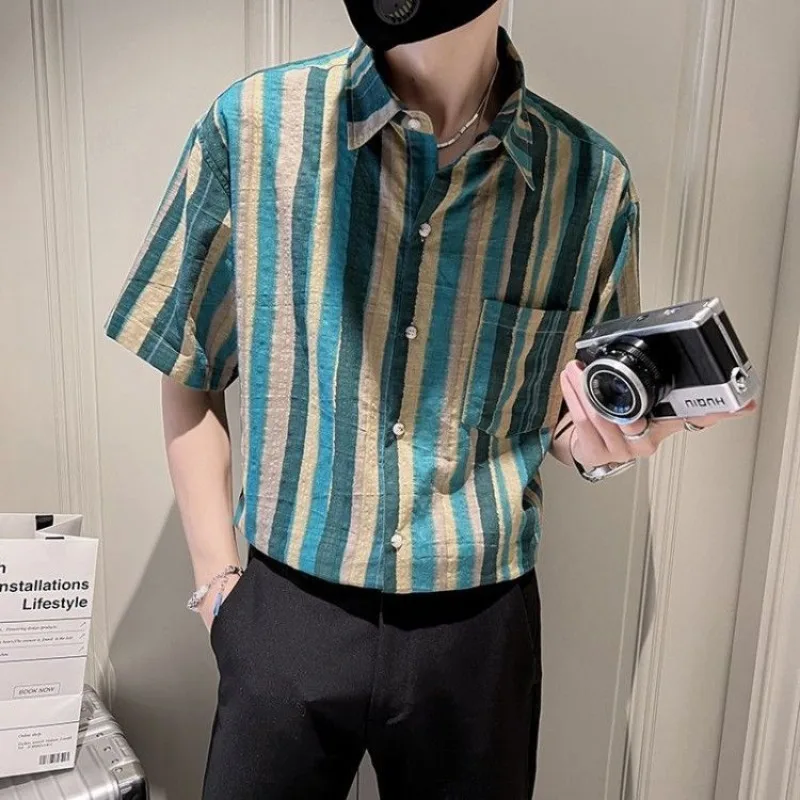 Mens Vertical Stripe Textured Fabric Turn Down Collar Pocket Short Sleeve Button Shirt