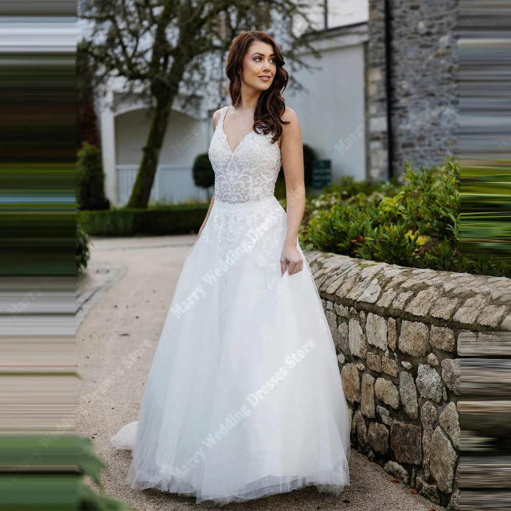 

Fashionable Women Wedding Dresses Pretty Appliques Lace Bridal Gowns Charming Sleeveless Backless Vestidos De Novia Customized
