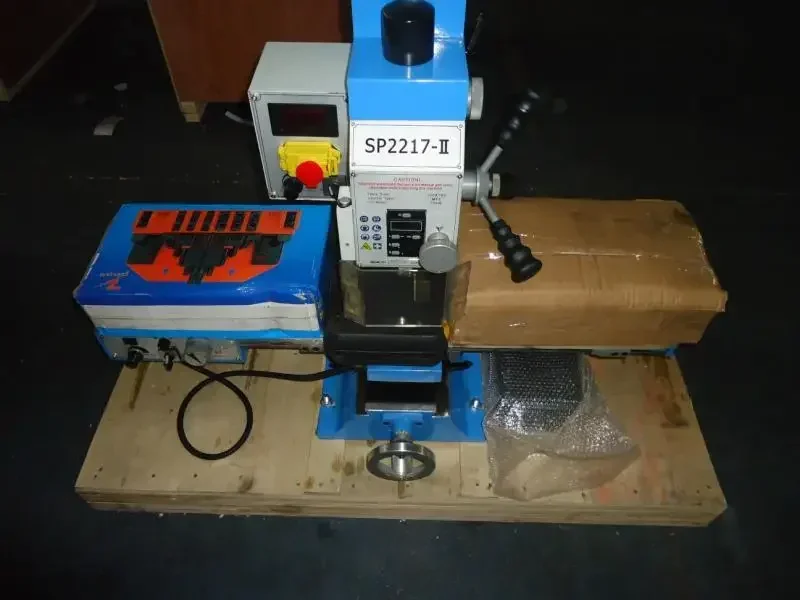 

Hot sales SP2217-II 20mm Drilling Capability Miniature Manual Benchtop Milling Machine Manual Milling Machine For Sale