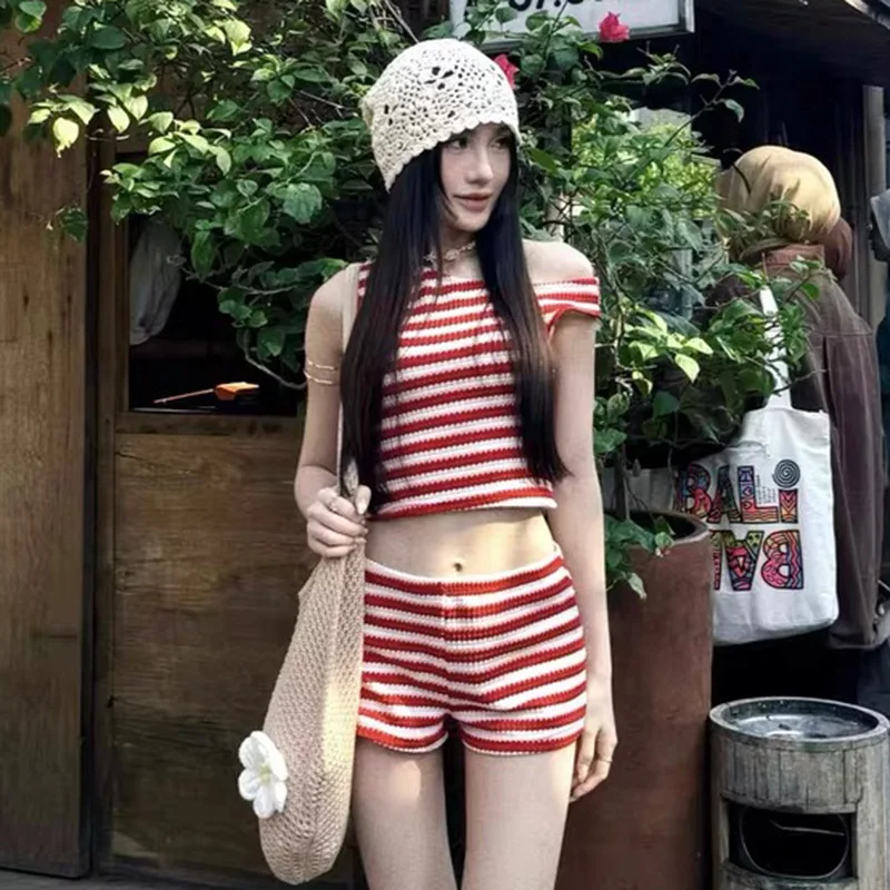 

Купальник-бикини Spicy Girl Pure Desire с красно-белыми полосками, диагональным вырезом на плече, высокой талией, скрывающий живот, для горячих источников