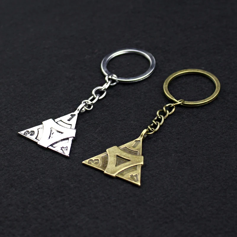 Games Identity V Clue Pieces Keychain for Men Women Silver Bronze Color Triangle Keyring Pendant Cosplay Jewelry Accessories