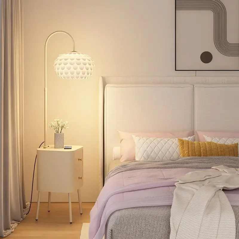 Luxury Nordic Cream Nightstands Light Modern Aesthetic Narrow Cute Nightstands Storage Drawer  Designer Furniture