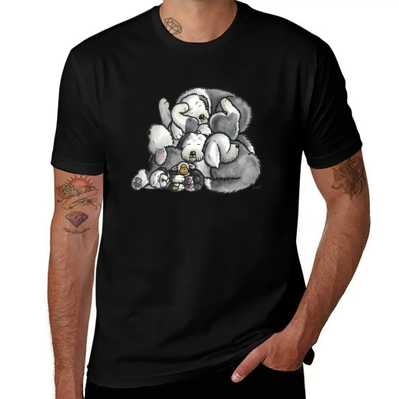 Old English Sheepdog - sleeping pile cartoon T-Shirt Gym Exercise Short Sleeve T-Shirt
