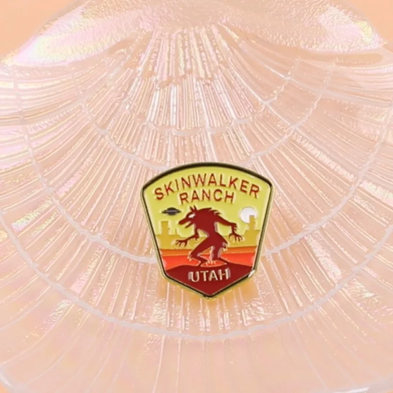Skinwalker Enamel Pin Lapel Pin Gothic Wolf Brooches For Women Clothing Decoration Metal Pins Backpack Hat Badge Accessories
