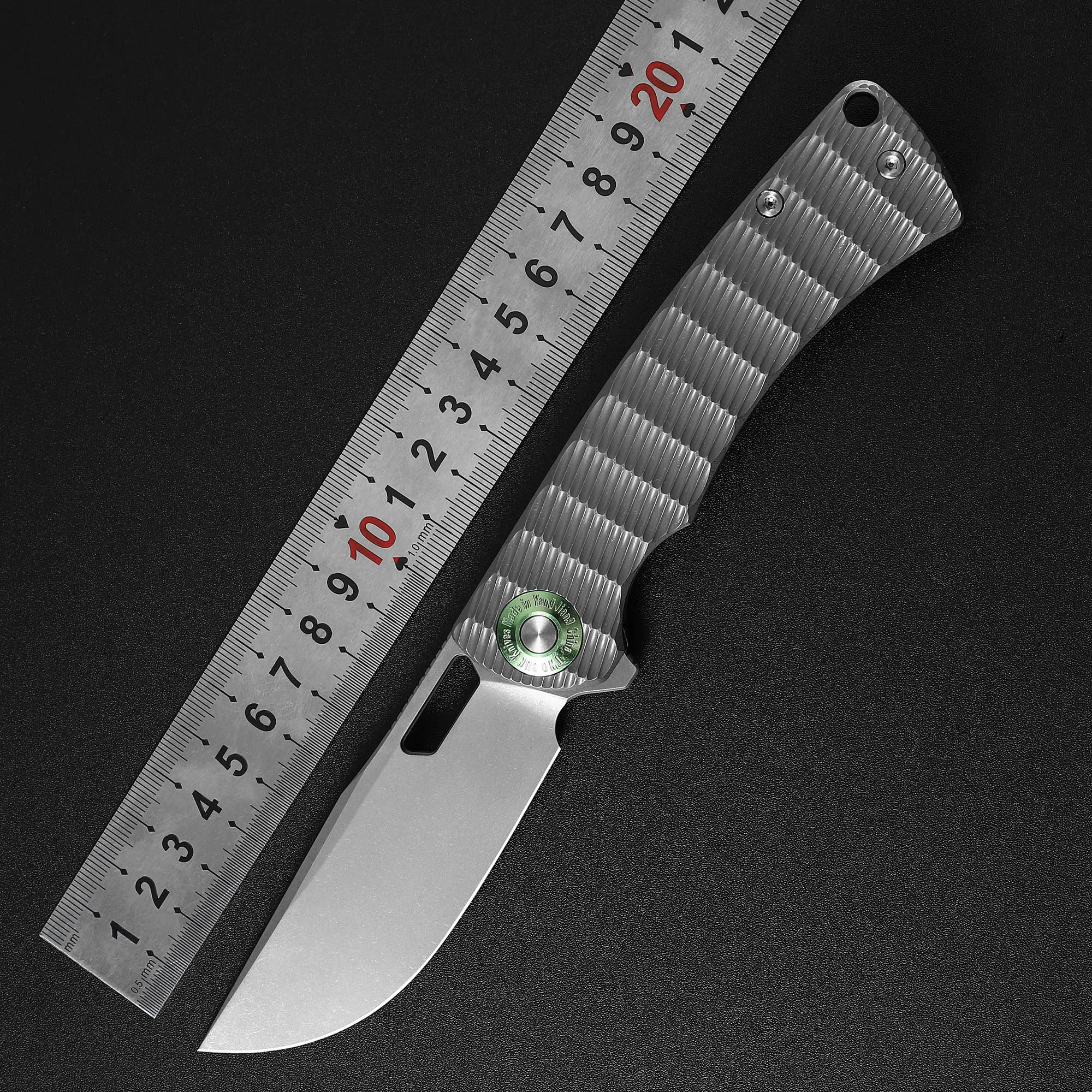 

TwoSun TS444 Folding Blade Knife Titanium Handle Bearing edc Tactical Gear Outdoor Survival Folding Hunting Pocket Knife Tool